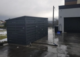 Prístrešky na smetné koše 240