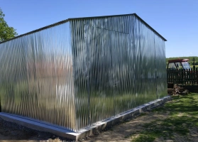 Garáže z pozinkovaného plechu 57