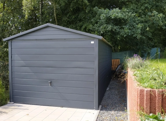 Garáže Prémium  378