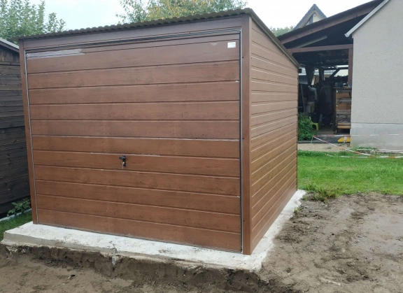 Garáže Prémium  135