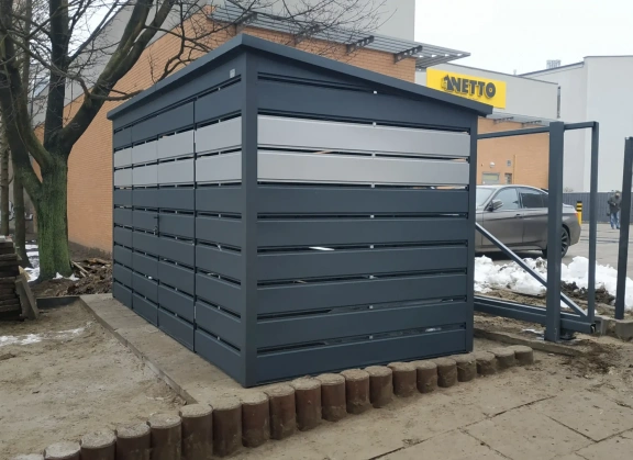 Prístrešky na smetné koše 82