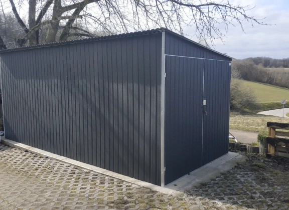 Garáže vo farebnom prevedení 127