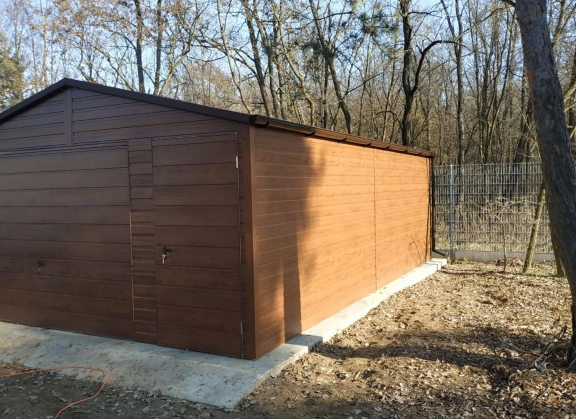 Garáže Prémium  196